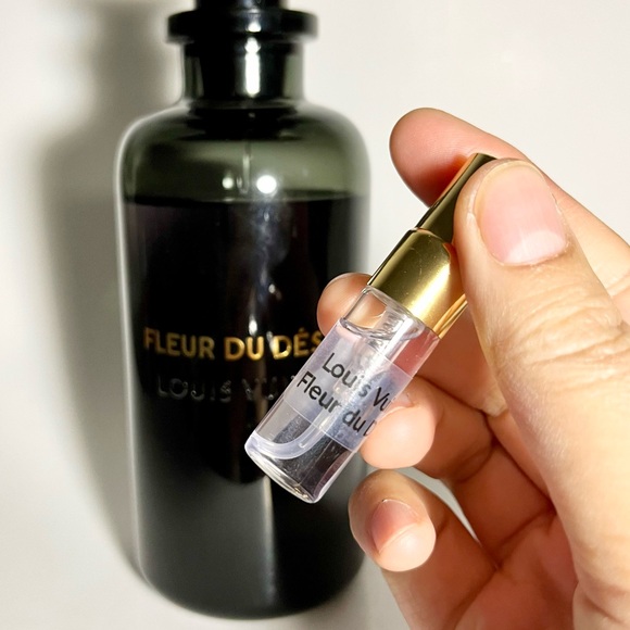 Fleur du Désert by Louise Vuitton (3ml) - Picture 2 of 2